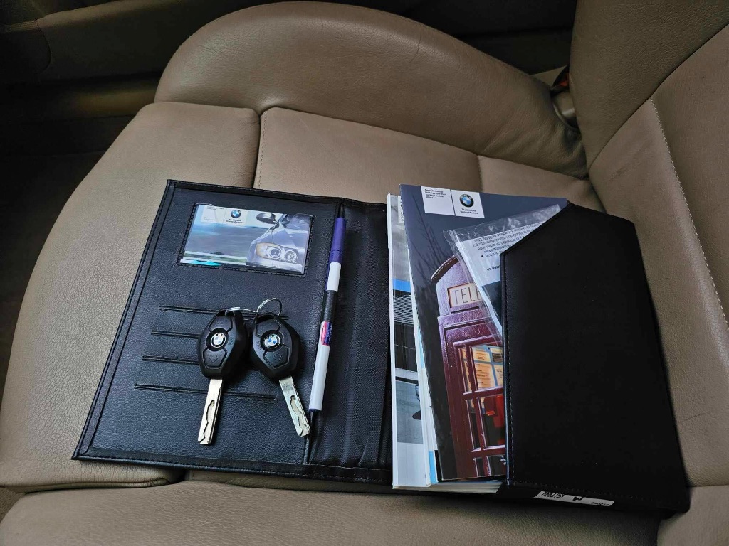 2006 BMW 3 Series 330i - Photo 18